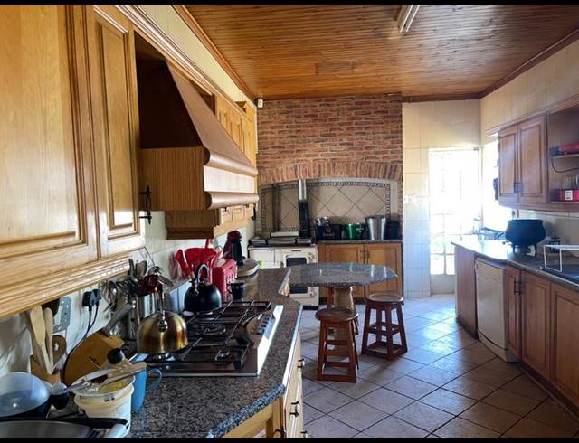 3 BEDROOM HOUSE FOR SALE IN VANDERBIJLPARK SW 5